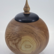 Wood cremation urn - #144-Ash 9 x 11,5po.